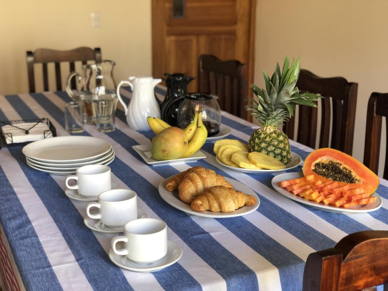 La Casa De Cariari Al Golf Acomodação com café da manhã Heredia Exterior foto